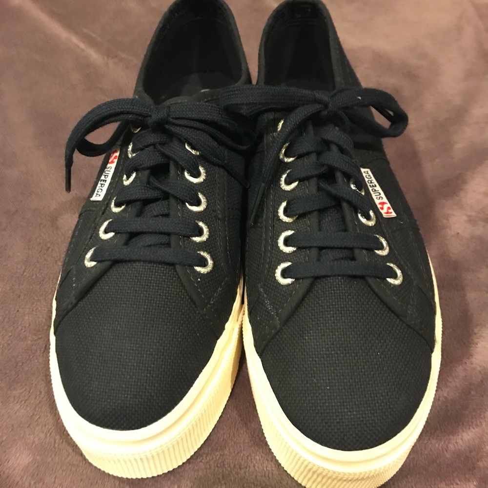 Superga Women’s platform sneaker